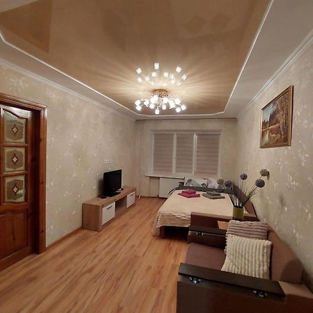 Подобова Оренда Двокімнатної Квартири Старичі Bagian luar foto